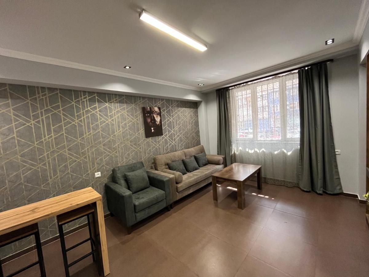 One Central Apartment Erywań Zewnętrze zdjęcie